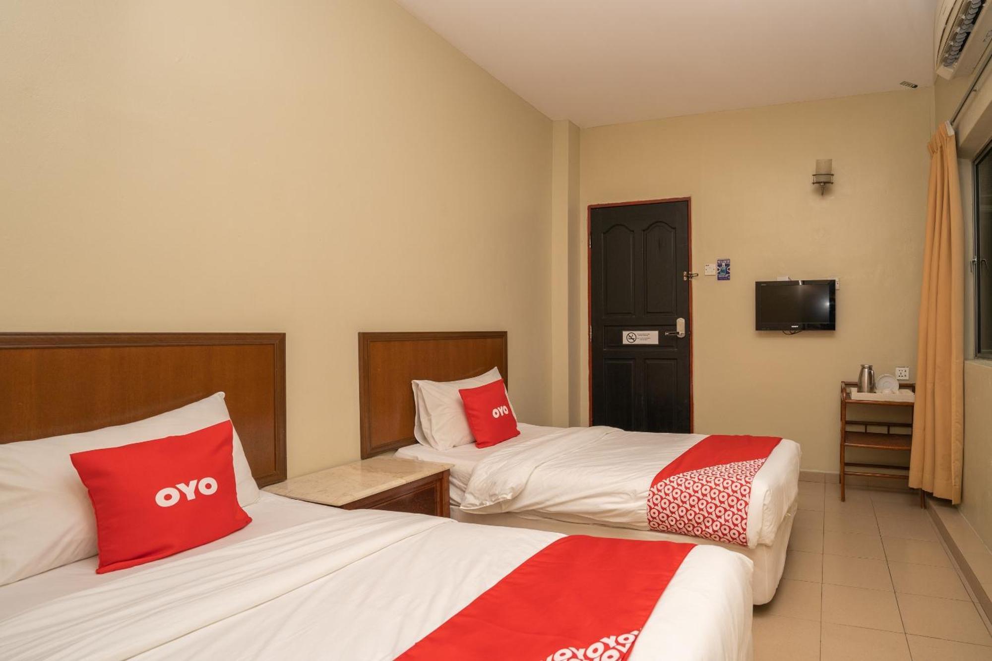 De Clinique Hotel Кампонг-Пасир-Богак Экстерьер фото