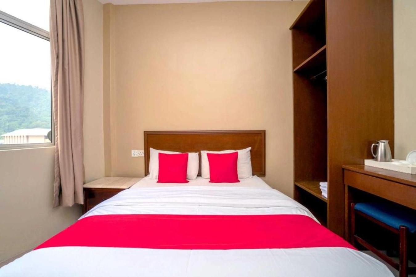 De Clinique Hotel Кампонг-Пасир-Богак Экстерьер фото
